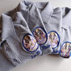Bordado Camiseta gris