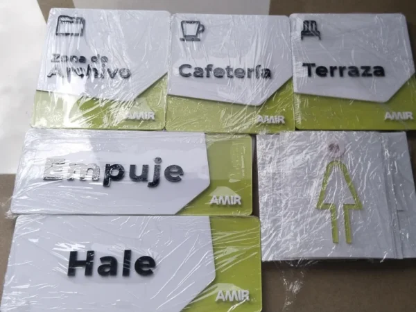 Acrilico señalización